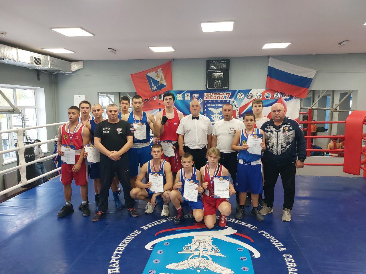 🥊 Генические спортсмены завоевали 8 медалей в Севастопольском турнире по боксу.