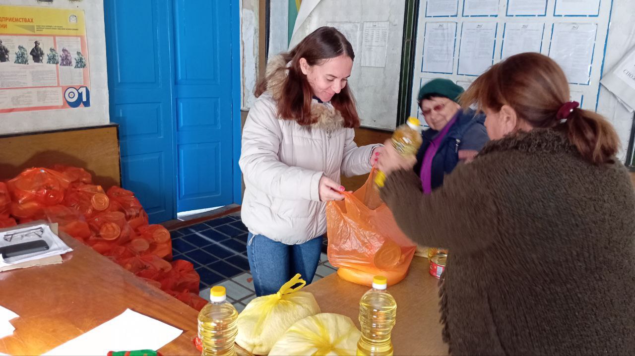 🛍 В Геническом муниципальном округе продолжается выдача продуктовой гуманитарной помощи за ноябрь.