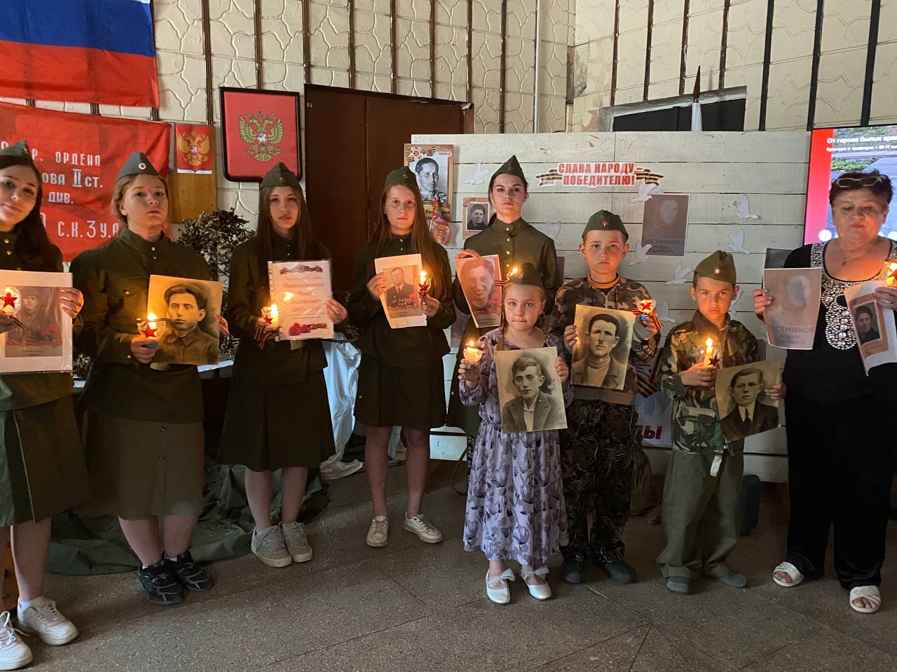 🔥 Военными песнями, танцами и стихами отметили День памяти и скорби в селе Семихатка.