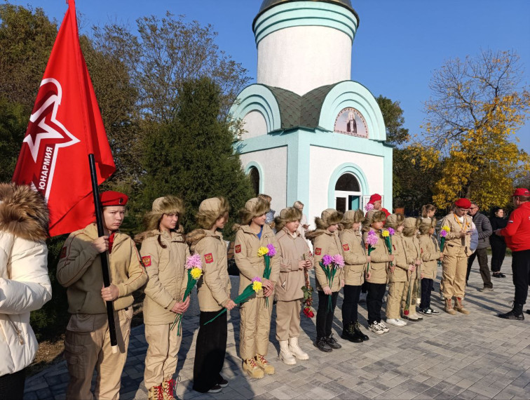 💐 В Геническе отметили День освобождения города от немецко-фашистских захватчиков. 💐 В Геническе отметили День освобождения города от немецко-фашистских захватчиков.
