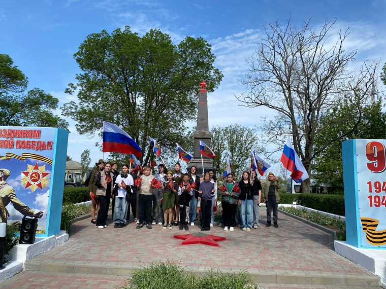 📆 В селе Петровка прошли тематические акции, посвященные Дню Победы. 📆 В селе Петровка прошли тематические акции, посвященные Дню Победы.
